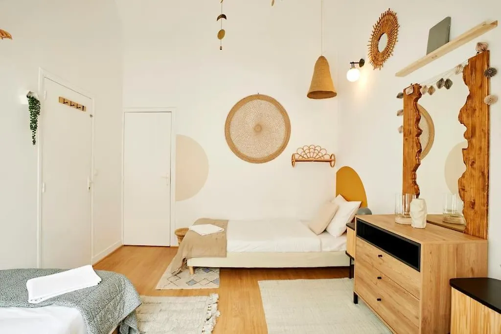 Bourgon Flat